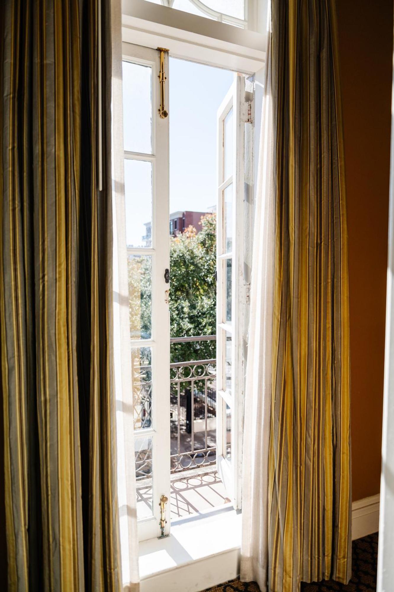 The Lafayette New Orleans By Kasa Hotel Kültér fotó